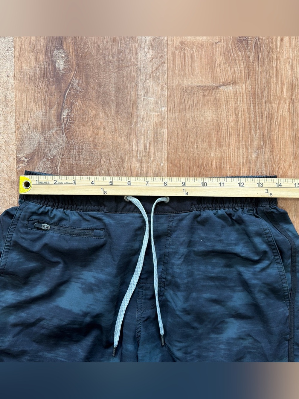 Vuori Banks Shorts Men Small “V” Cycle 4-Way Stretch Black Steel Activewear V330 - Picture 2 of 8